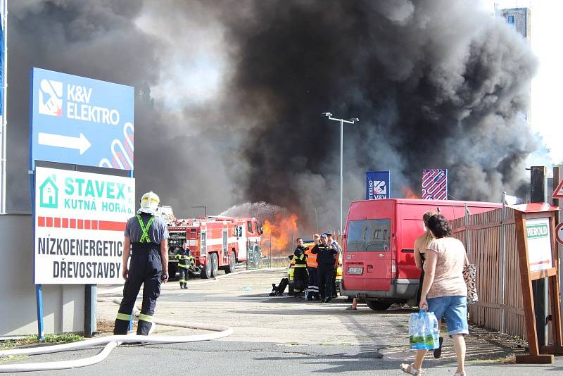 Požár na Karlově v Kutné Hoře.