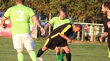 Fotbalová III. třída: FC Bílé Podolí B - TJ Sokol Červené Janovice 7:1 (2:0).