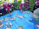 Děti z Mateřské školy Záboří nad Labem poznávaly zahradu