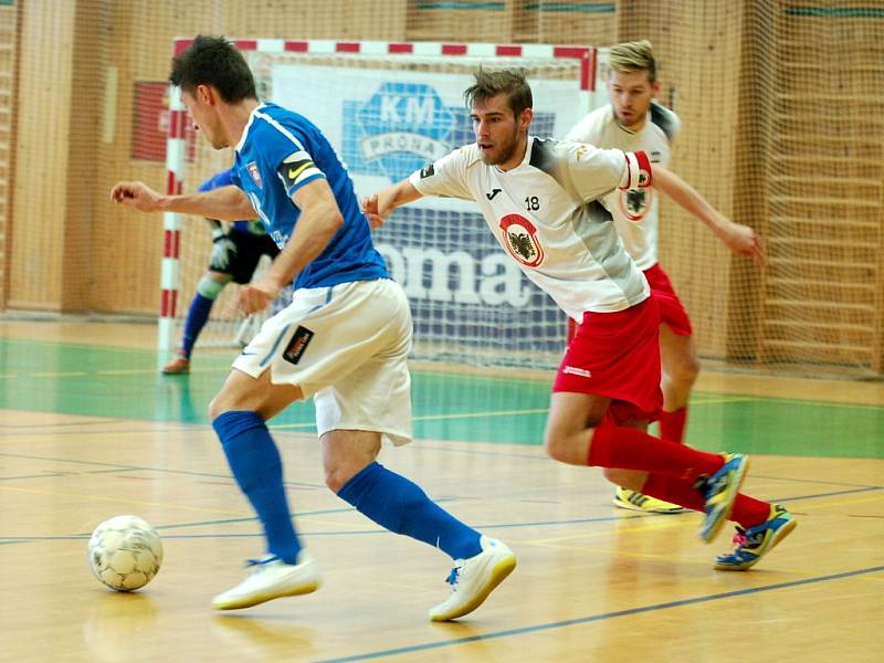 3. semifinále ChFL: FC Benago Zruč - FC Tango Brno 4:5 pp., 5. května 2013.