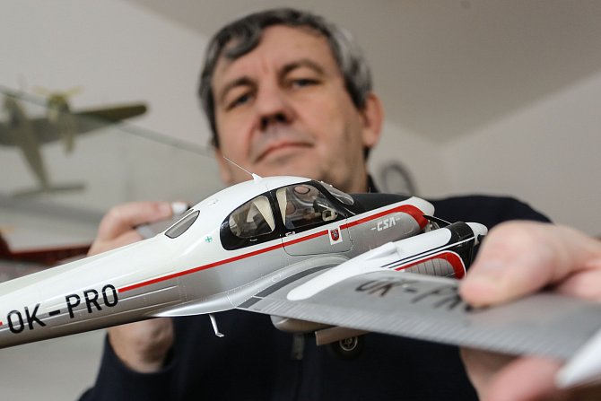 Výrobce leteckých modelů a majitel firmy HPH Jiří Hodan z Kutné Hory