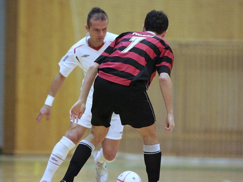 Z utkání futsalové ligy Zruč n. S. - Chrudim.