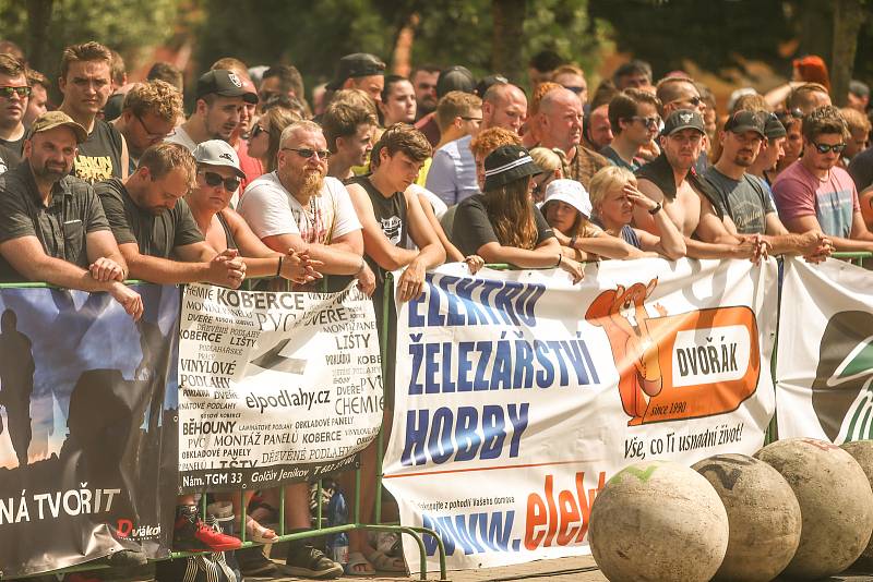 Strongman závody v Golčově Jeníkově v neděli 24. července 2021.