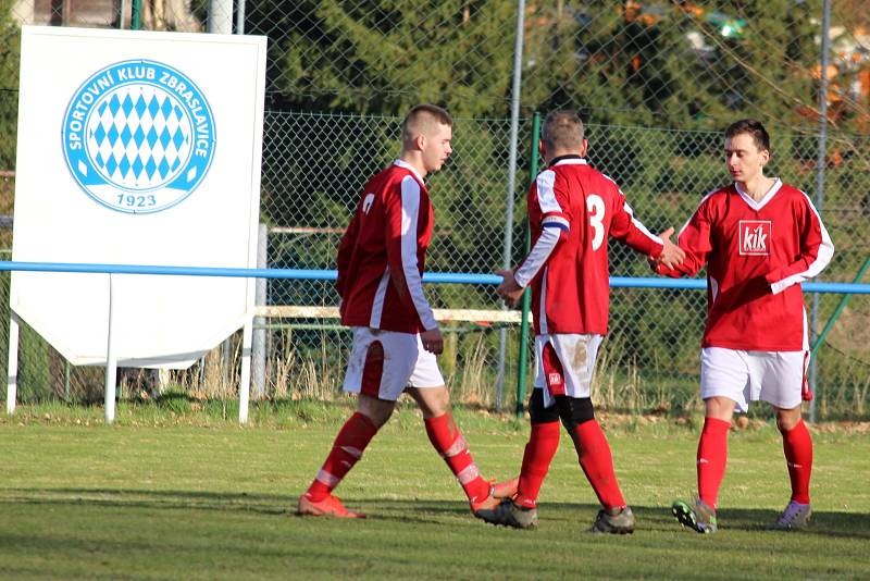 Fotbalová IV. třída, skupina B: SK Zbraslavice B - SK Malešov B 2:4 (0:2).