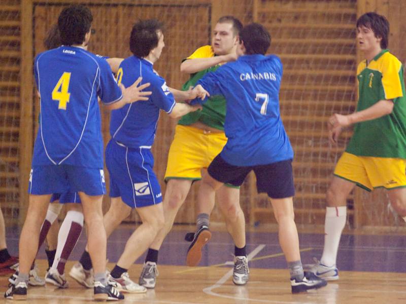 Z 15. hracího dne kutnohorské Futsal ligy Restaurace Na Valech.