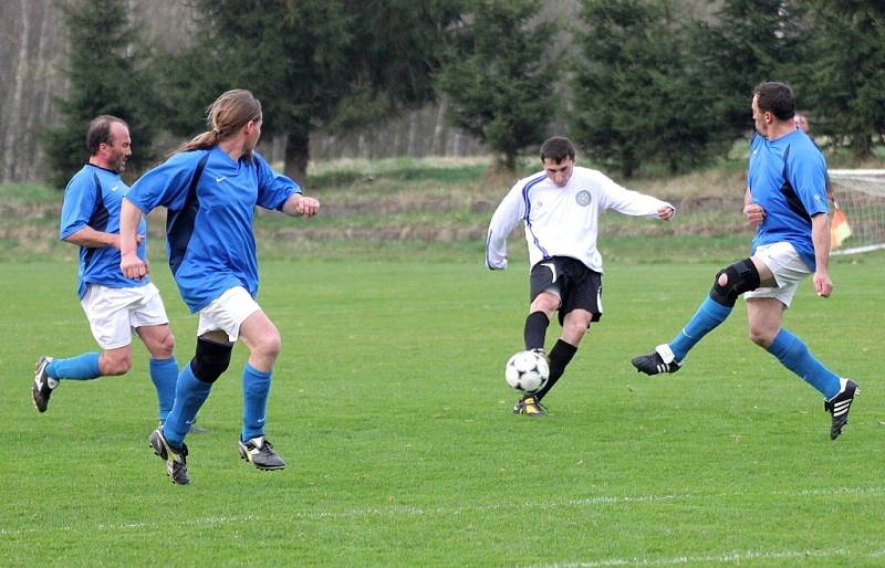 18. kolo IV. třídy, sk. B: Zruč n. S. B - Červené Janovice 2:0, 20. dubna 2013.