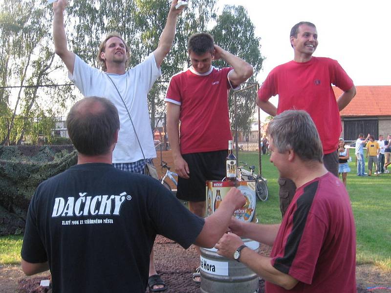 Červenojanovický Pukma Cup 2008 - stupně vítězů, Žižkov - 2. místo.