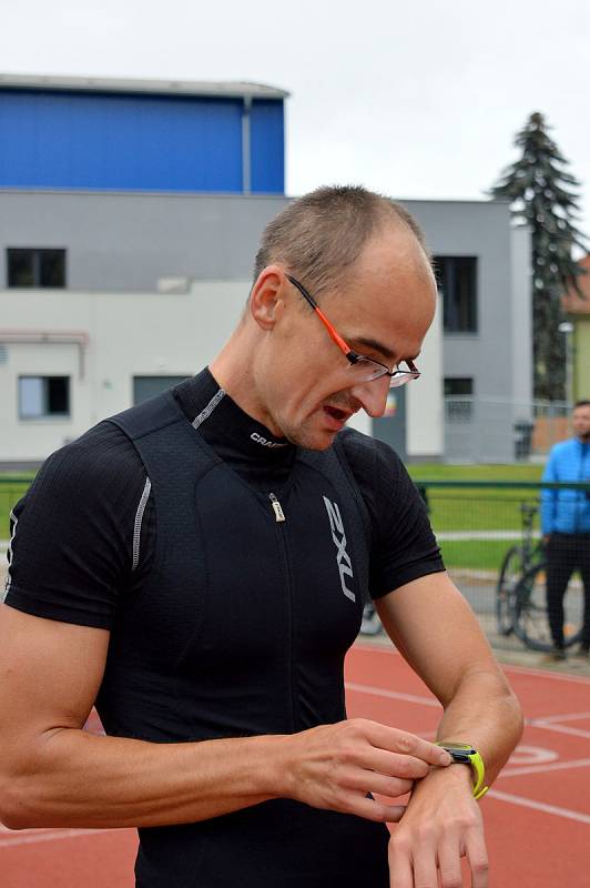 Čáslavský duatlon zdolalo šedesát pět sportovců.