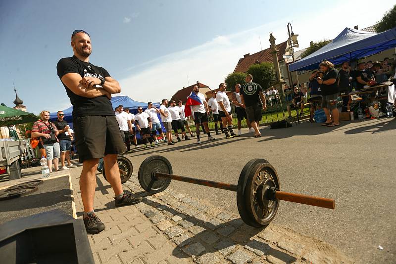 Strongman závody v Golčově Jeníkově v neděli 24. července 2021.