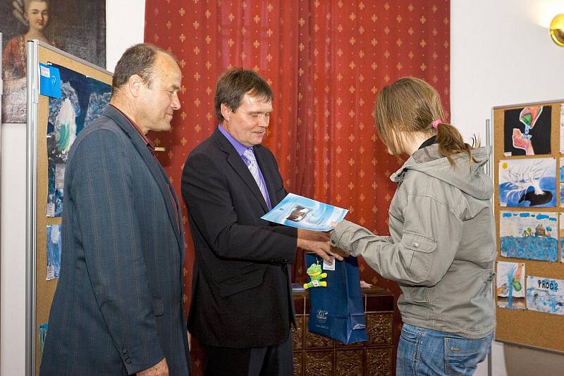 Vyhlášení výtvarné soutěže Vodohospodářské společnosti Vrchlice - Maleš, a. s. Kutná Hora.