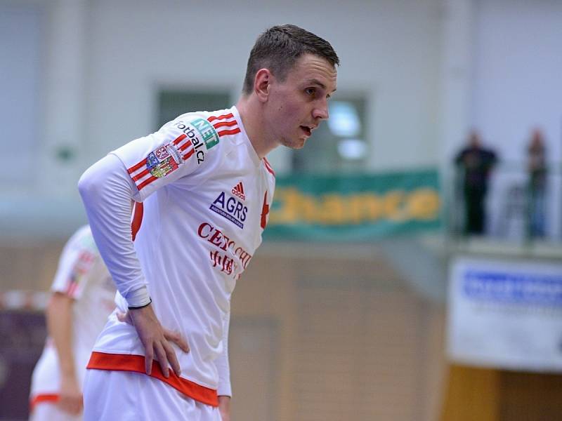 2. kolo Chance futsal ligy: FC Benago Zruč n. S. - SK Slavia Praha 6:3, 16. září 2016.