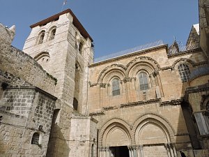 Z cesty do Jeruzaléma za 300 let starým žebříkem