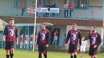 Fotbalový okresní přebor: TJ Star Tupadly - TJ Sokol Paběnice 1:0 (1:0).