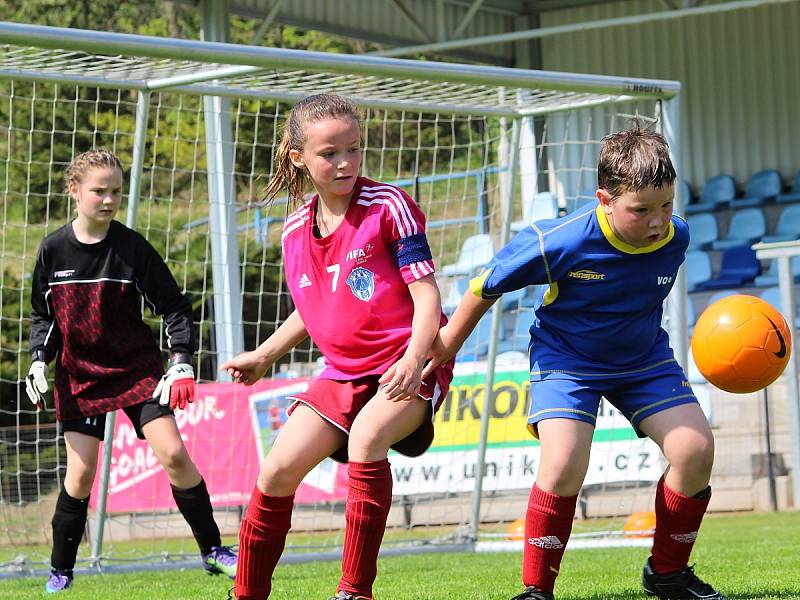 Fotbalový mistrovský turnaj mladších přípravek v Čáslavi: FK Čáslav C - Sparta Kutná Hora 7:6.