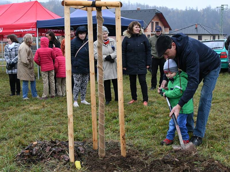 Oslavy stého výročí vzniku Československa oslavili v Kácově v neděli 28. října 2018.