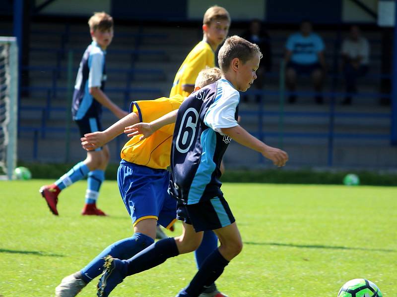 Fotbalový přípravný zápas v Úročnici, mladší žáci, kategorie U13: SK Benešov - FK Čáslav 14:5 (5:2, 6:1, 3:2).