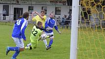 Utkání 7. kola okresního fotbalového přeboru: Zbraslavice - Sázava B 2:3.