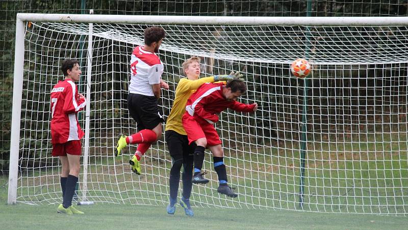 Fotbalová IV. třída, skupina B: SK Zbraslavice B - TJ Jiskra Zruč nad Sázavou B 3:0 (1:0).