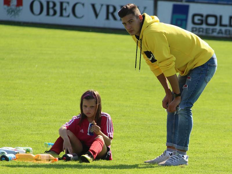 Z mistrovského turnaje fotbalových mladších přípravek ve Vrdech.