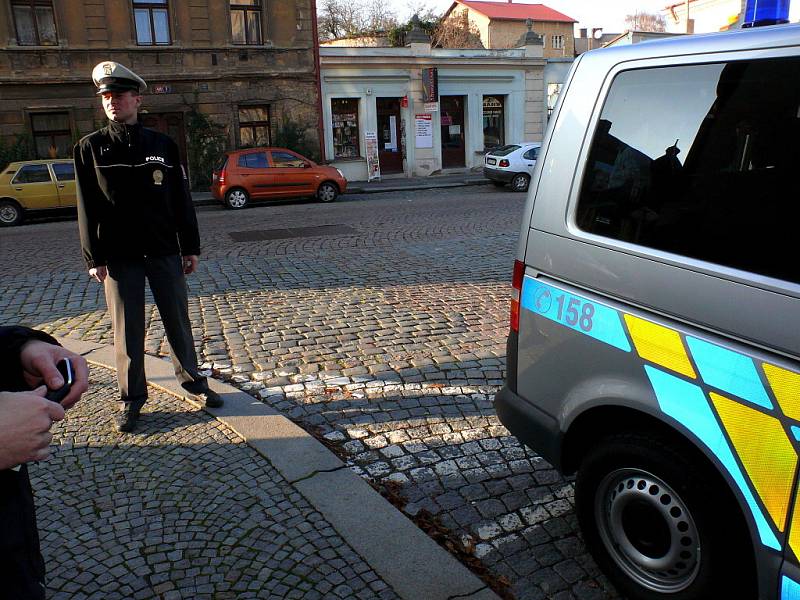 Nový vůz Volkswagen Transporter Policie ČR v Kutné Hoře