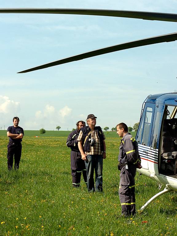 Hasičské cvičení Zbraslavice. 10.5. 2012