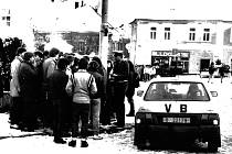 První 'sametová' demonstrace v Kutné Hoře se konala 23. listopadu 1989.