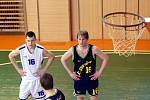 Druhý zápas basketbalového semifinále KP1: Kutná Hora - Benešov B, 11. dubna 2010.