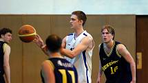 Druhý zápas basketbalového semifinále KP1: Kutná Hora - Benešov B, 11. dubna 2010.