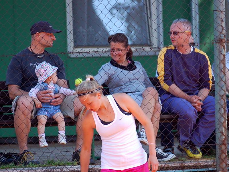 1. kolo II. třídy, skupiny B Středočeského kraje: Kutná Hora A - LTC Houštka B 5:4, 5. května 2012.