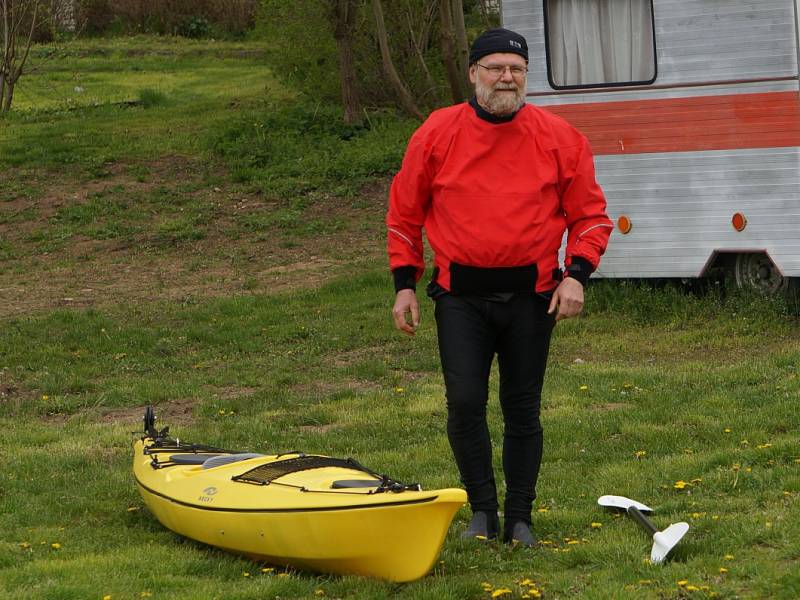 Vodácký festival zahájila Retro plavba po Sázavě