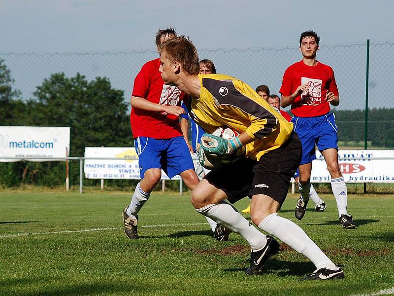 25. kolo I. B třídy: Zbraslavice - Velim B, 12. června 2010.