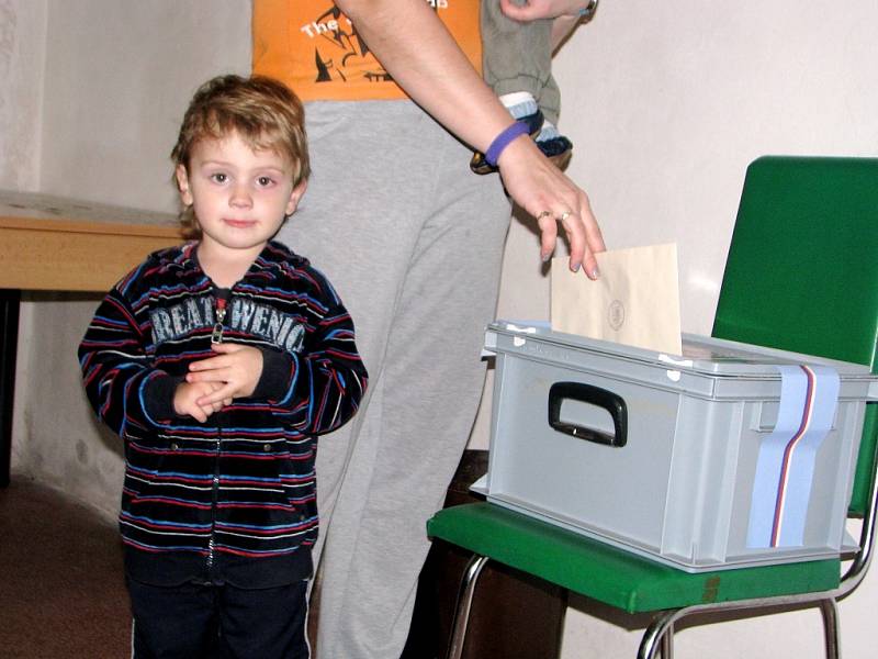 Volby 2013 do poslanecké sněmovny: Hranice