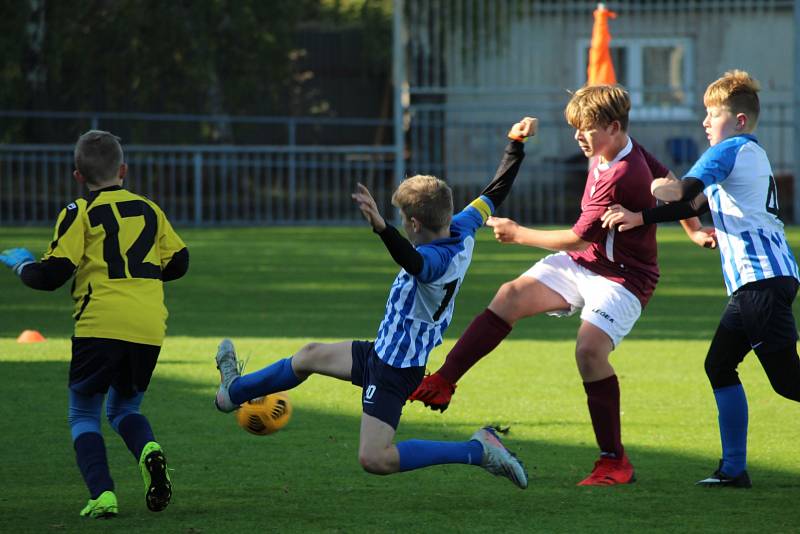 Fotbalový okresní přebor mladších žáků: FK Uhlířské Janovice - FK Čáslav C 9:2 (6:1).