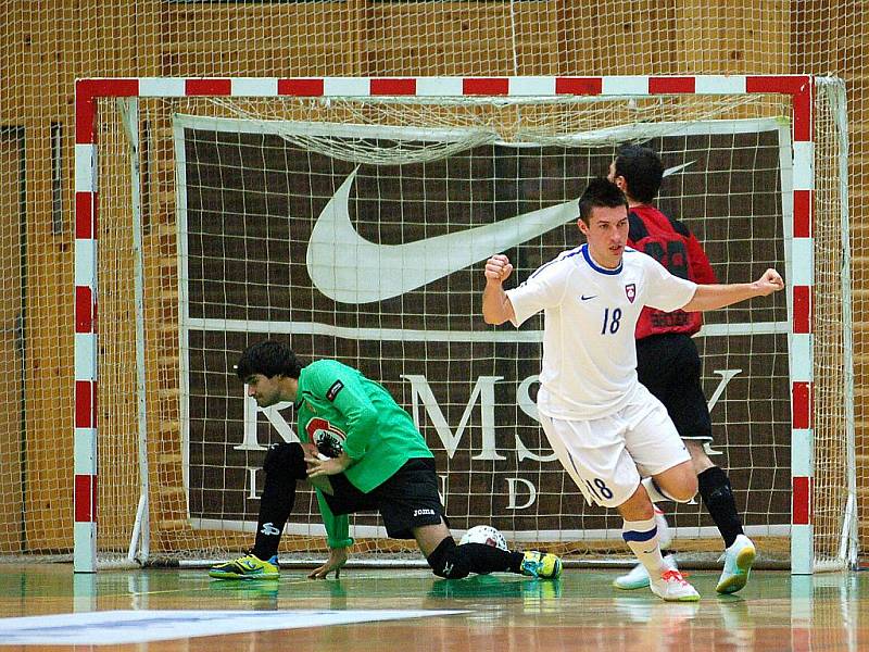 13. kolo Jetbull futsal ligy: Benago Zruč - Tango Brno, 4. prosince 2010.