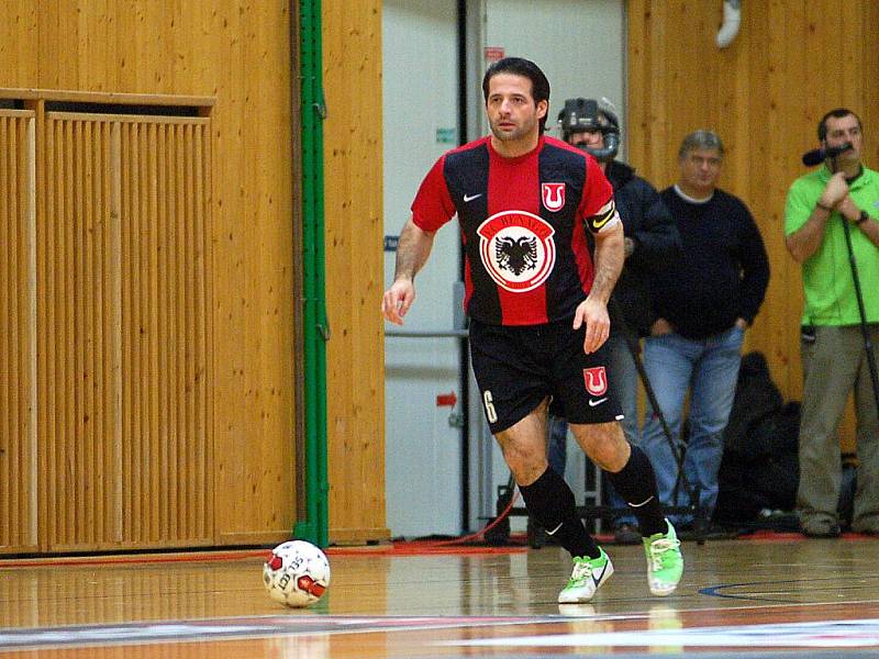 13. kolo Jetbull futsal ligy: Benago Zruč - Tango Brno, 4. prosince 2010.