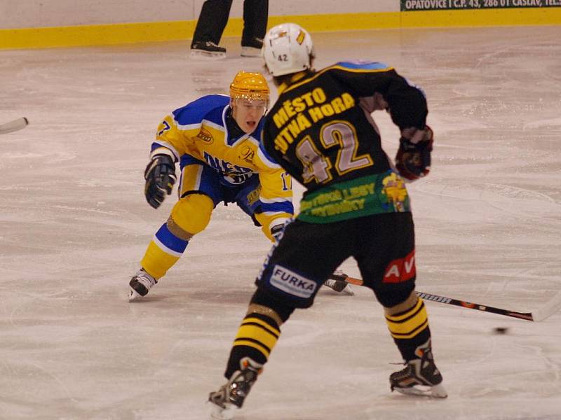 Hokej II. liga: K. Hora - Nymburk 2:6, středa 25. listopadu 2009