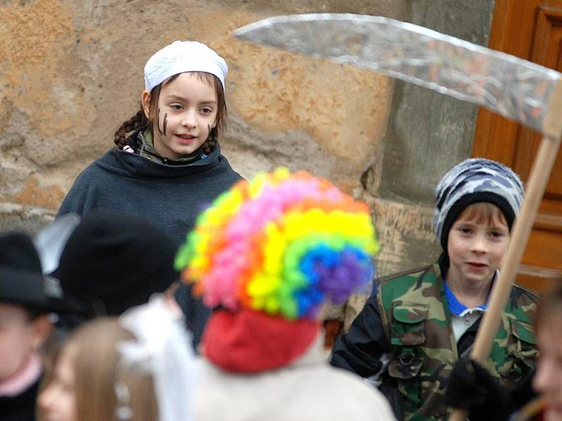 Masopust Základní školy a Mateřské školy Křesetice. 16. 2. 2011