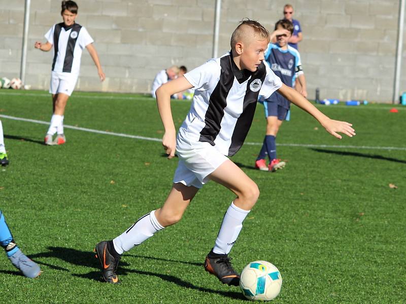 Česká fotbalová liga mladších žáků U13: FK Čáslav - SK Sparta Kolín 2:8 (0:1, 1:2, 1:5).