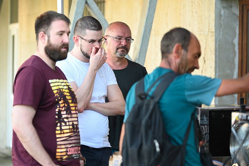 Fanoušci našich fotbalistů na stadionu v kutnohorském Lorci.