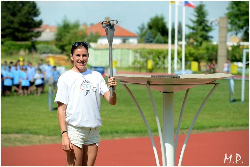 Zuzana Hejnová pomohla zahájit Městské hry 6. olympiády dětí a mládeže v Kutné Hoře, 12. června 2014.