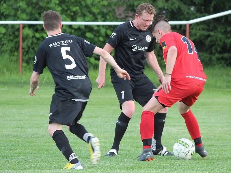 Letní liga Pivovaru Kutná Hora: TJ Sokol Červené Janovice - SK Malešov 7:3 (3:1).