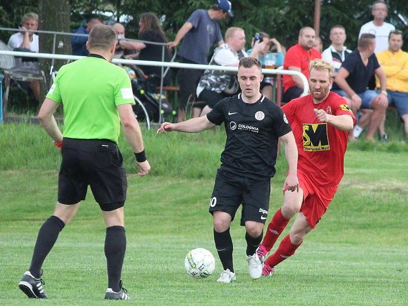 Letní liga Pivovaru Kutná Hora: TJ Sokol Červené Janovice - SK Malešov 7:3 (3:1).