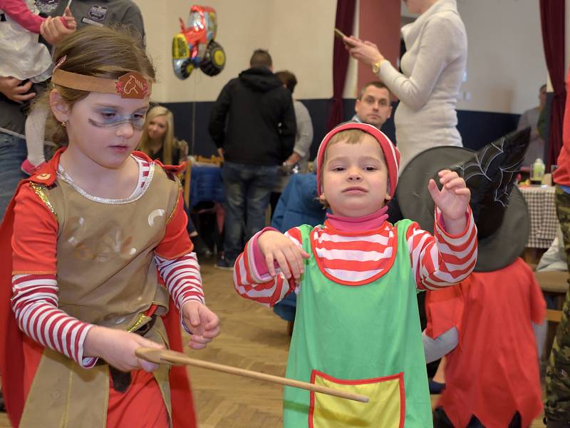 Program okořenily soutěže i vystoupení mažoretek.