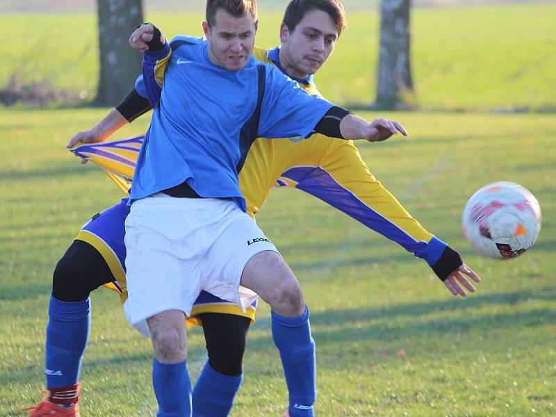 Fotbalová III. třída: TJ Sokol Horušice - TJ Sokol Červené Janovice 0:5 (0:2).