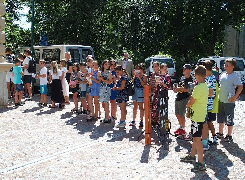 Ze slavnostního otevření knihovny v ulici Na Náměti v Kutné Hoře.