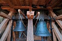 Opravené svatobarborské zvony ve zvonici jezuitské koleje