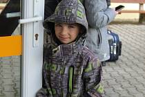 Stěhování ukrajinských uprchlíků z rekreačního areálu ve Zbraslavicích.