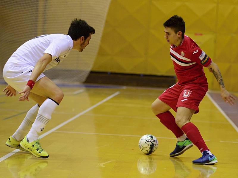 17. kolo Chance futsal ligy: Chrudim vs. Benago Zruč n. S. 3:3, 3. února 2017.