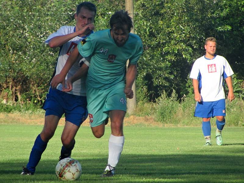 Předkolo Poháru Okresního fotbalového svazu Kutná Hora: FK Záboří nad Labem - TJ Sokol Červené Janovice 2:6 (1:2).