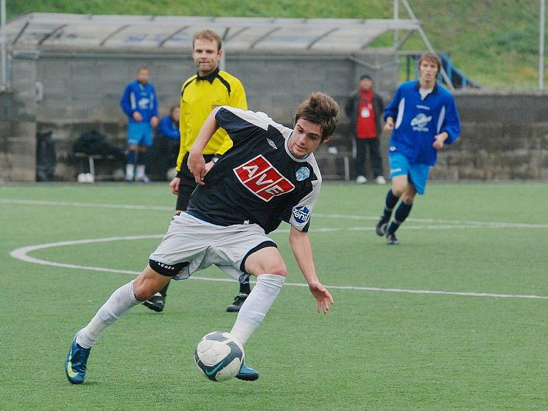 Fotbal divize dorostu: st. dorost Čáslav - Pardubice B 0:1, sobota 24. října 2009